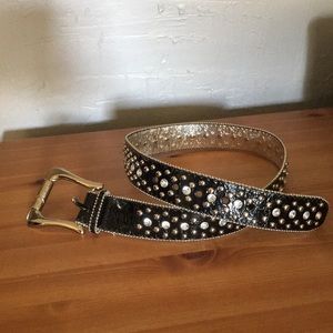 Guess black belt w/silver hardware & rhinestones